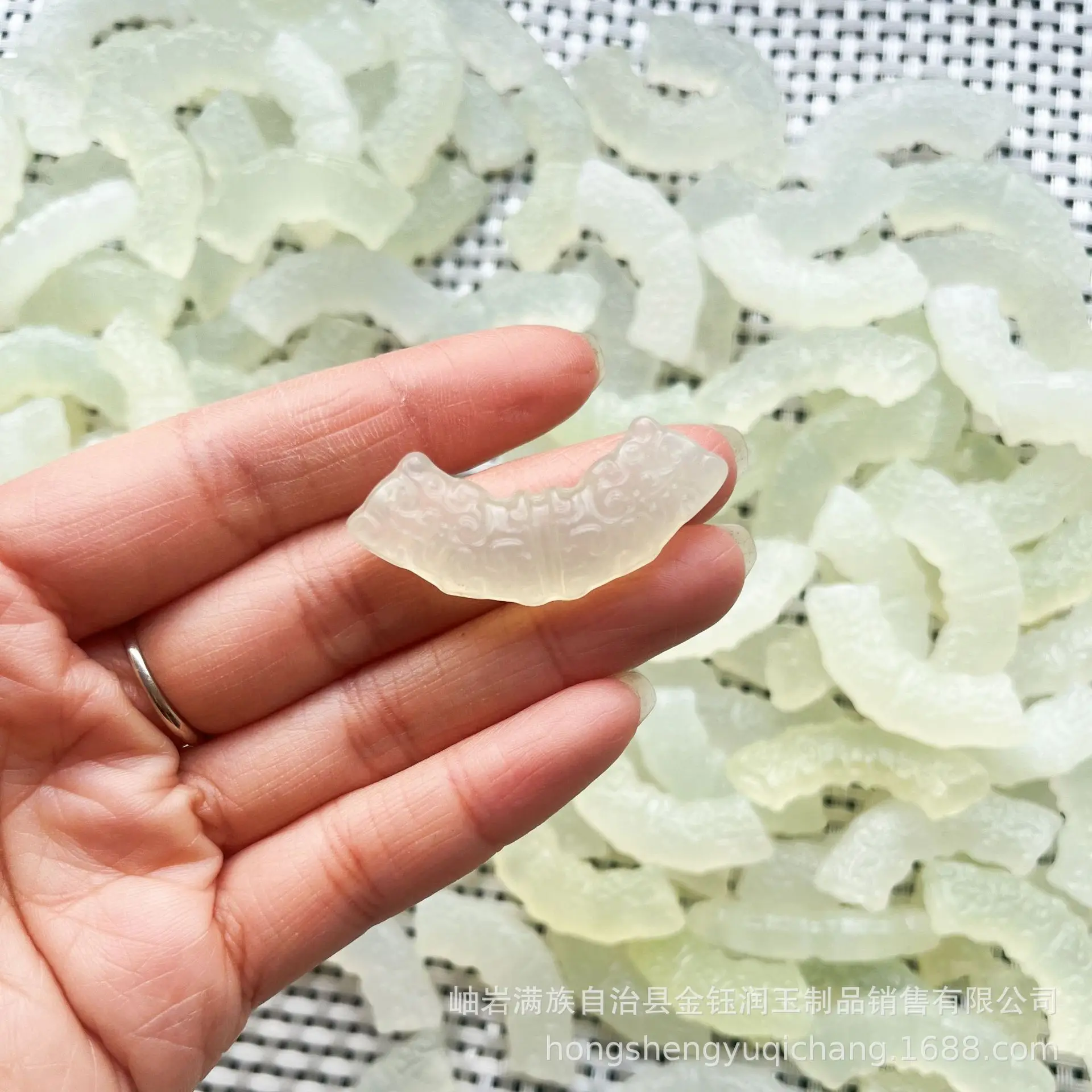New Guofeng Jade Heng Pendant with Jade Moiré Clavicle Chain - Image 4