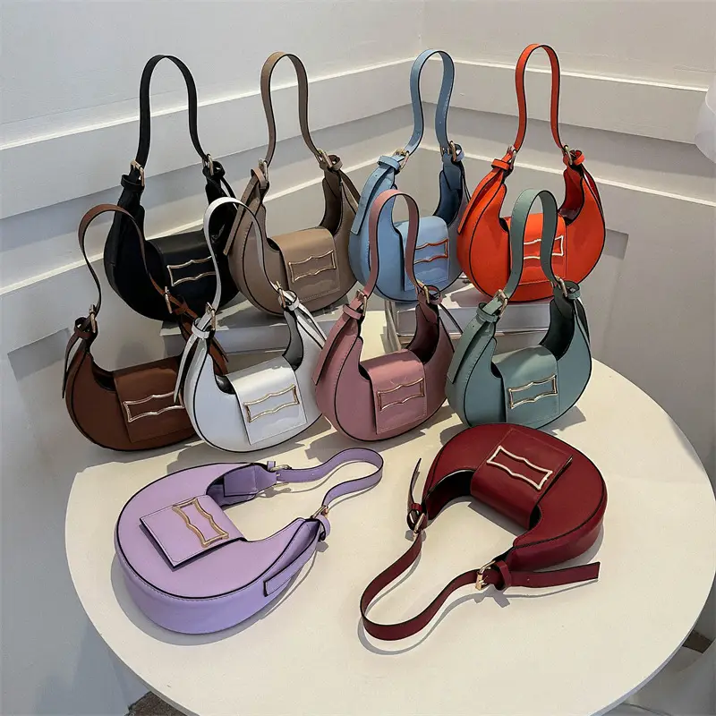 Women's Green Leather Shoulder Bag 2023 Winter Style - Image 12