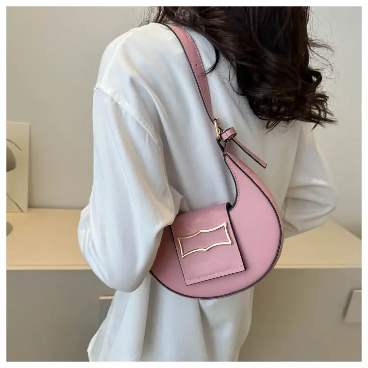 Women's Green Leather Shoulder Bag 2023 Winter Style — feature 16