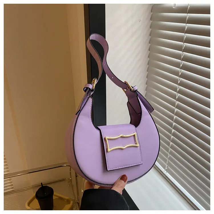 Women's Green Leather Shoulder Bag 2023 Winter Style — feature 30
