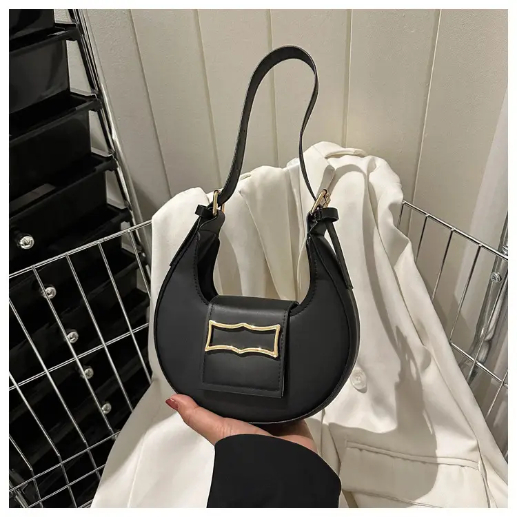 Women's Green Leather Shoulder Bag 2023 Winter Style — feature 36