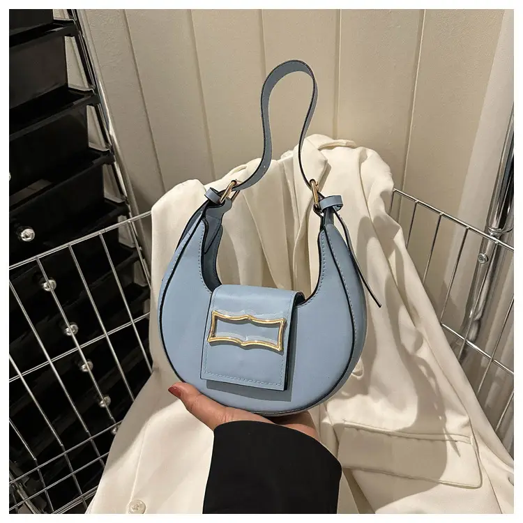 Women's Green Leather Shoulder Bag 2023 Winter Style — feature 39