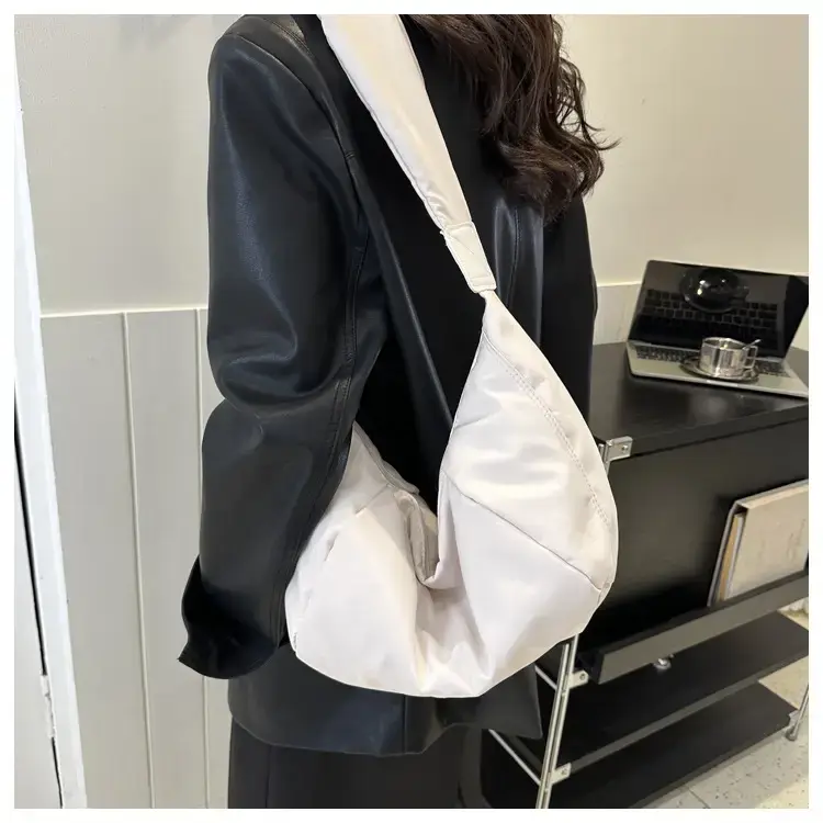 Japanese Casual Shoulder Bag Black Nylon Messenger Style — feature 17