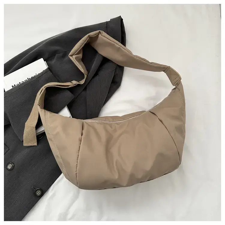Japanese Casual Shoulder Bag Black Nylon Messenger Style — feature 18