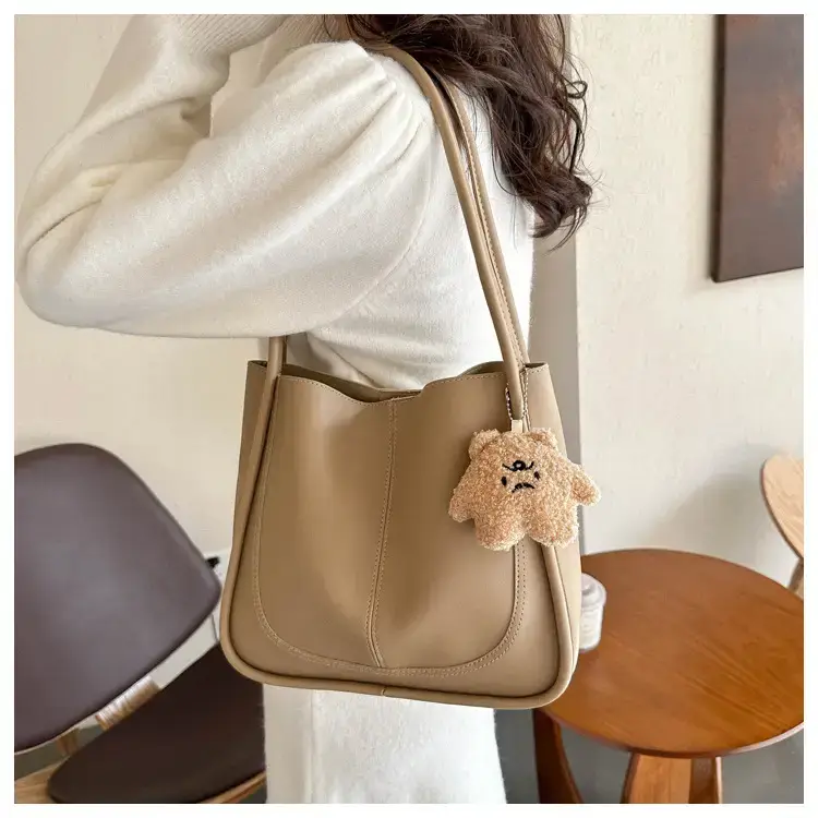 Women Retro Textured Shoulder Tote Bag Beige Winter 2023 — feature 13
