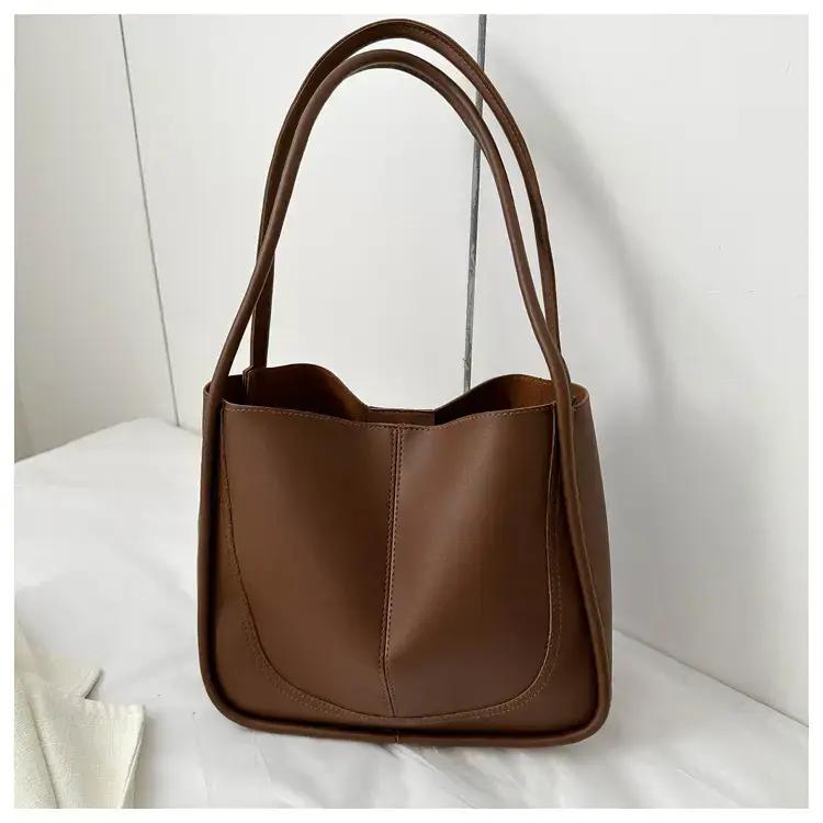 Women Retro Textured Shoulder Tote Bag Beige Winter 2023 - Image 4