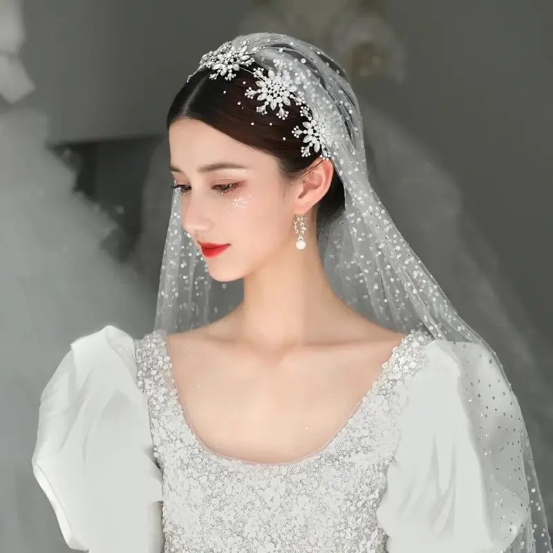 Snowflake Rhinestone Bridal Headdress Set — feature 2