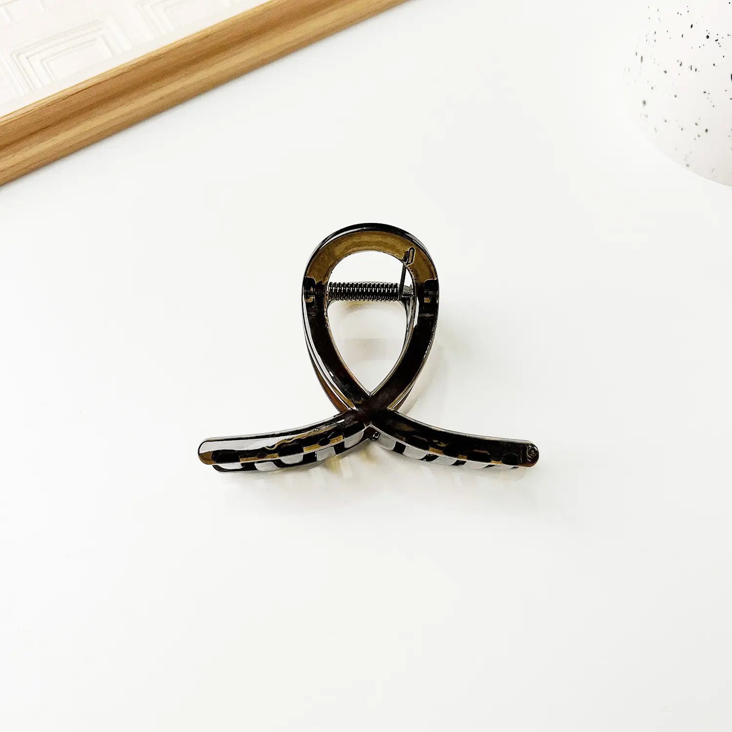 2024 New Maillard Shark Clip Hairpin for Women - Image 3