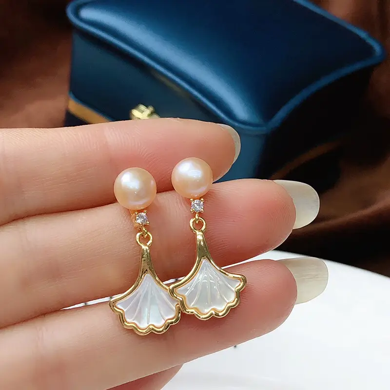 New Mother-of-Pearl Freshwater Pearl Earrings for Women - Image 5