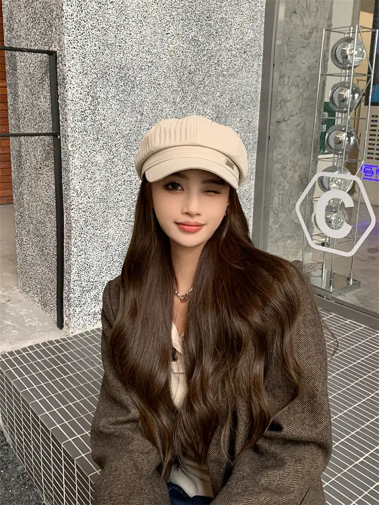 Women's Green Duck Beret with Cap — feature 17