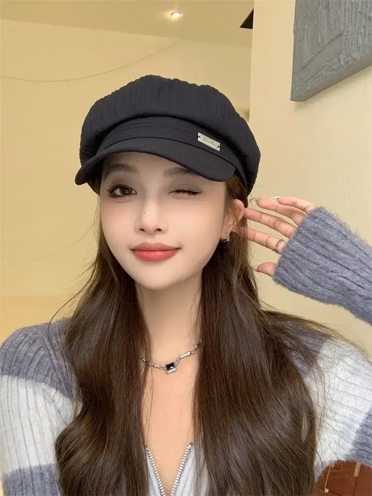 Women's Green Duck Beret with Cap — feature 9