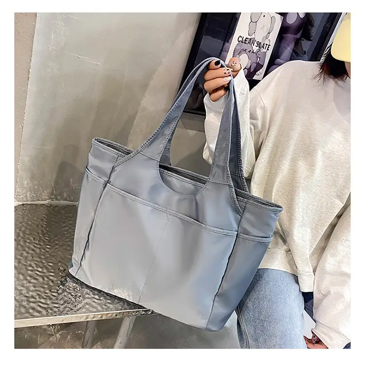 Lightweight One-Shoulder Travel Bag for Men Women — feature 50