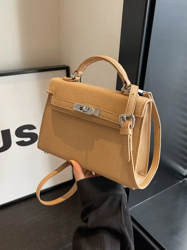 Women's Beige Square Shoulder Bag 2023 New Trend - Image 4