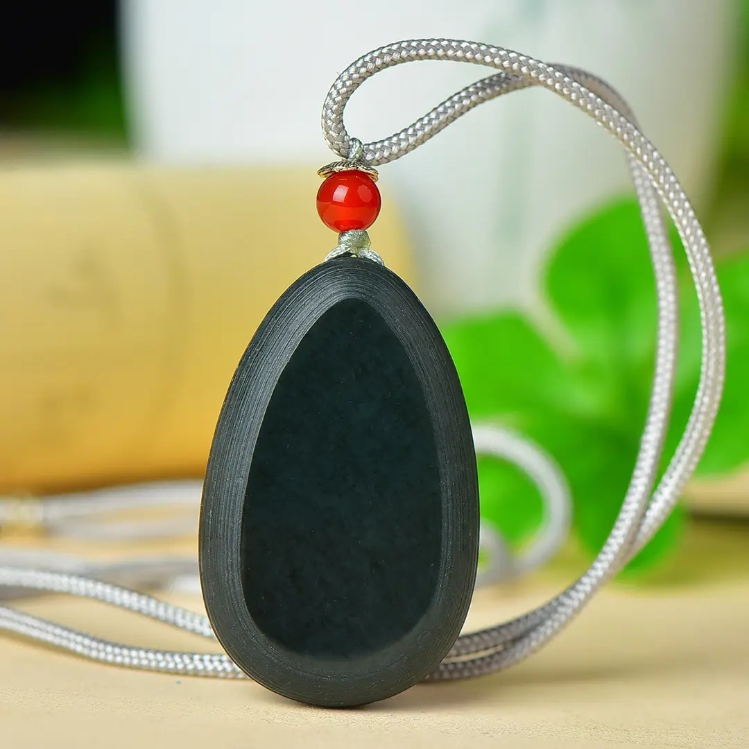 Hetian Jade Card Pendant with Red Stone — feature 7