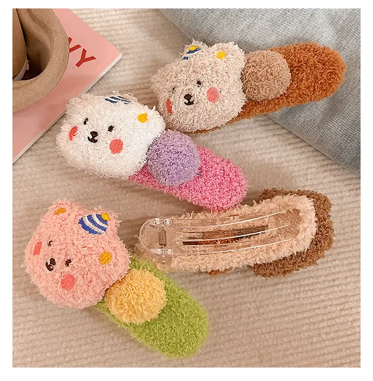 Cute Plush Bear Hairpin Clip for Girls Large Bangs — feature 2
