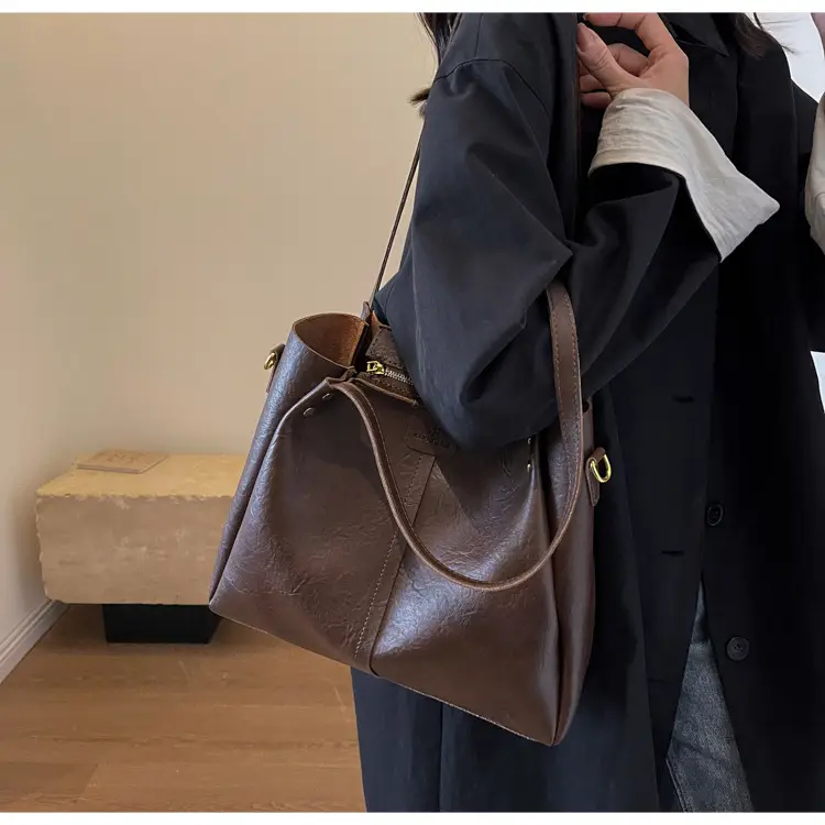 Meilade Women's Large Capacity Vintage Shoulder Bag Brown — feature 24