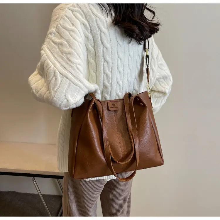Meilade Women's Large Capacity Vintage Shoulder Bag Brown — feature 31