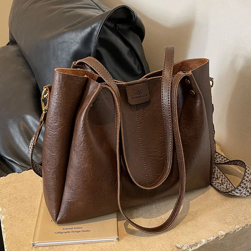 Meilade Women's Large Capacity Vintage Shoulder Bag Brown