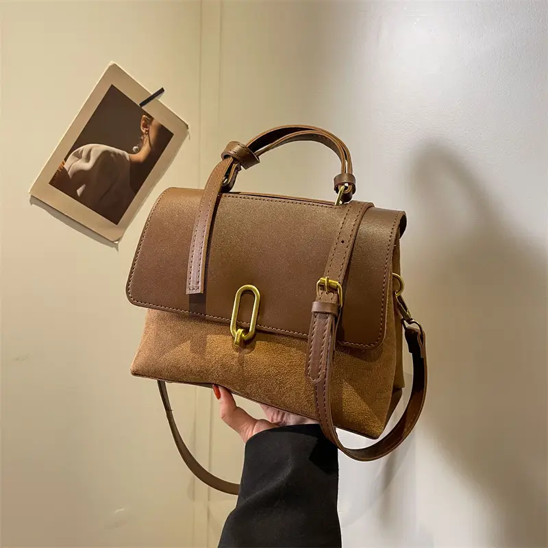 Black Retro Classic Shoulder Bag for Women - Image 6