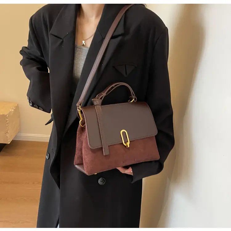 Black Retro Classic Shoulder Bag for Women — feature 14