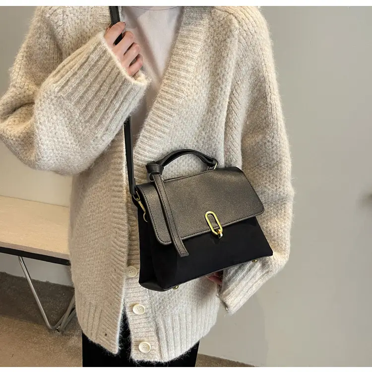 Black Retro Classic Shoulder Bag for Women — feature 19