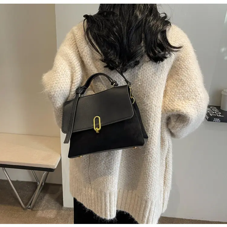 Black Retro Classic Shoulder Bag for Women — feature 21