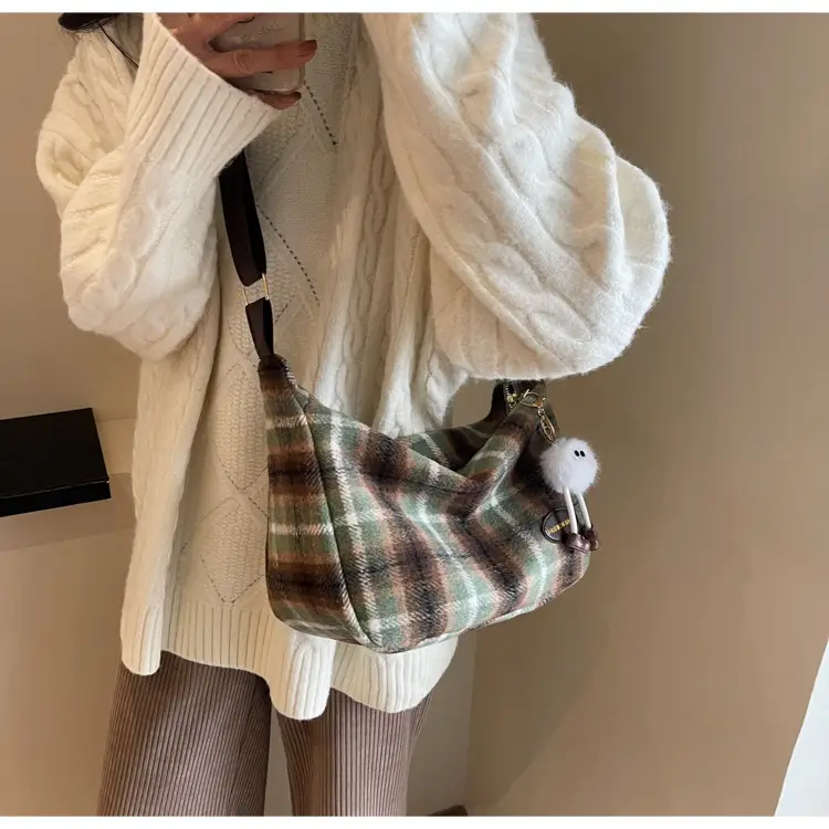 Women Plaid Shoulder Bag Winter Commute 2023 — feature 21