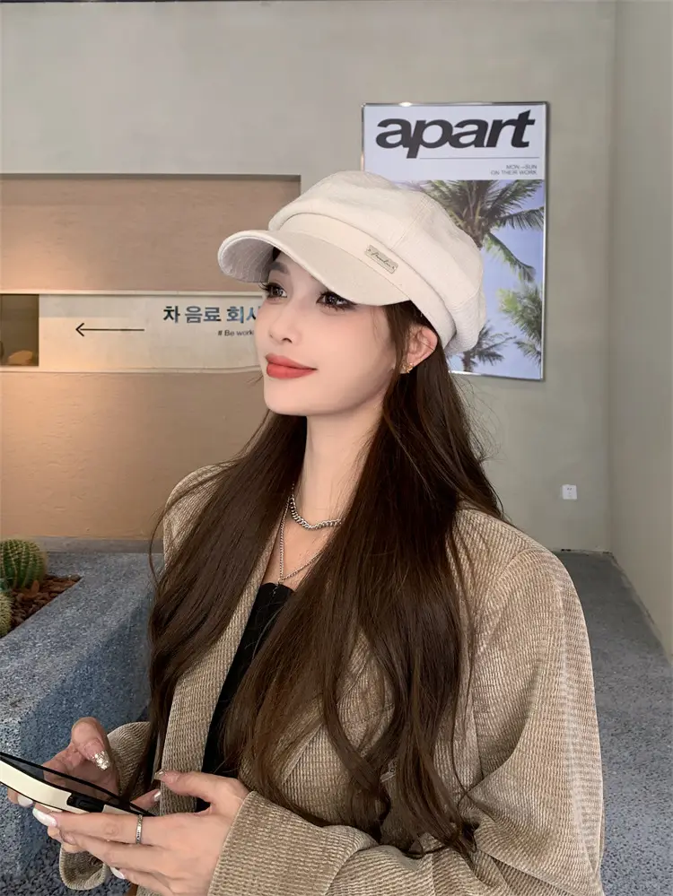 Women's Korean Style Octagonal Duck Tupper Hat — feature 15