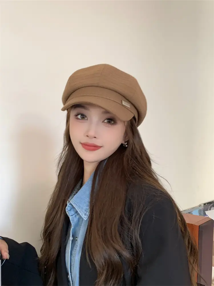 Women's Korean Style Octagonal Duck Tupper Hat — feature 2
