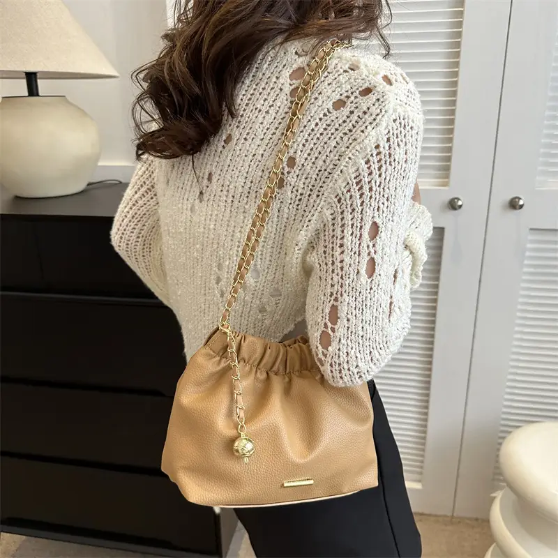 Black Pleated Chain Shoulder Bag for Women 2023 - Image 8