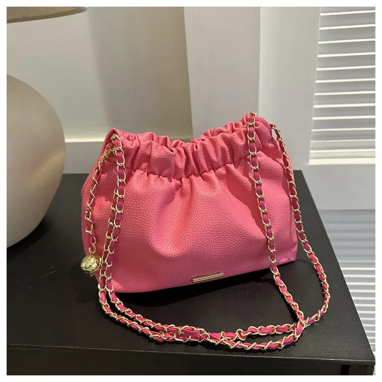 Black Pleated Chain Shoulder Bag for Women 2023 — feature 13