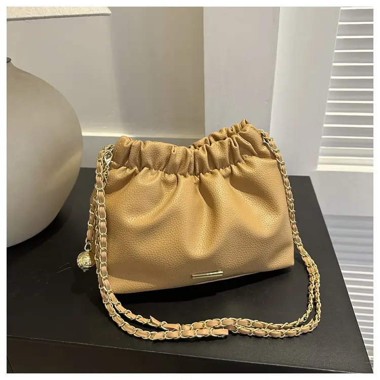 Black Pleated Chain Shoulder Bag for Women 2023 — feature 15