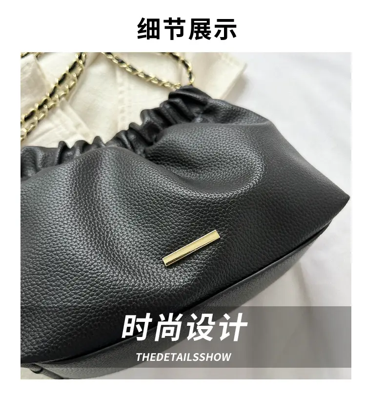 Black Pleated Chain Shoulder Bag for Women 2023 — feature 3