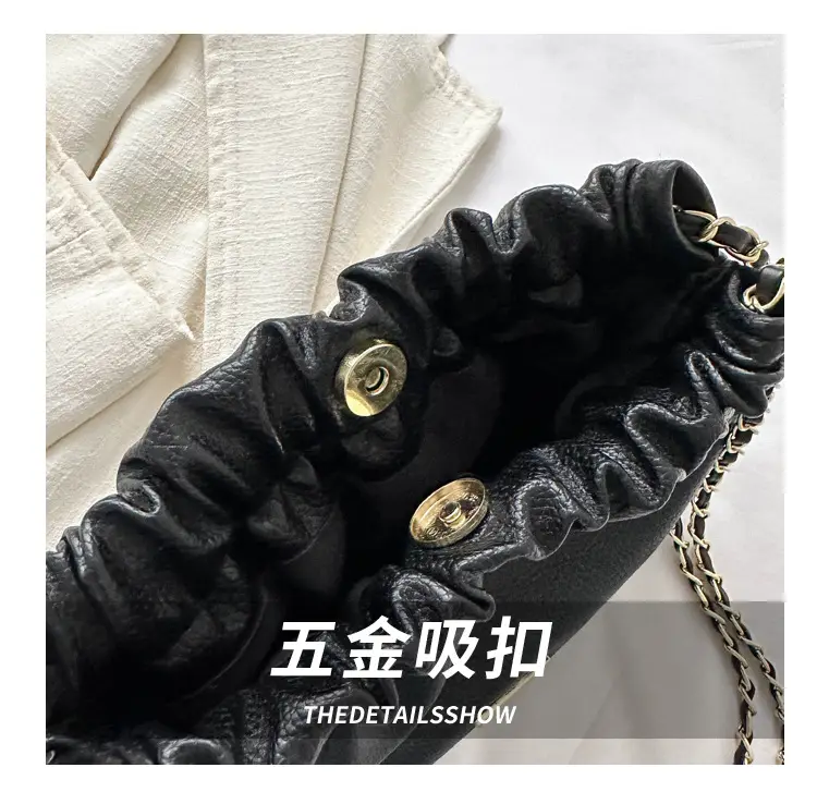 Black Pleated Chain Shoulder Bag for Women 2023 — feature 6