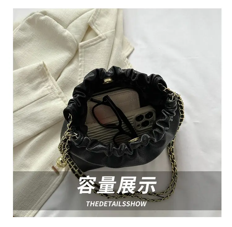 Black Pleated Chain Shoulder Bag for Women 2023 — feature 7
