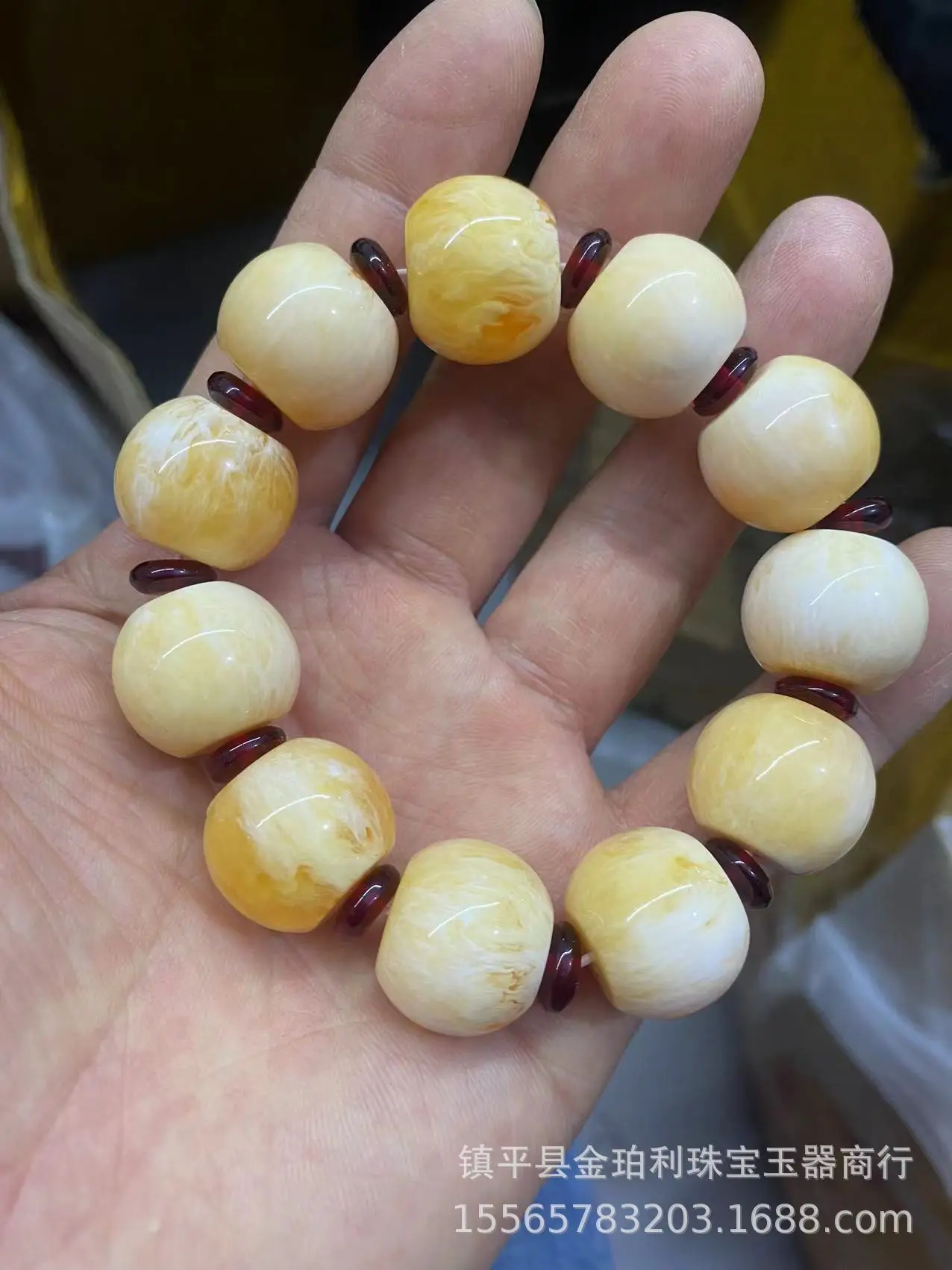 Russian Beeswax Bracelet White Demon Flower Amber Yellow — feature 7