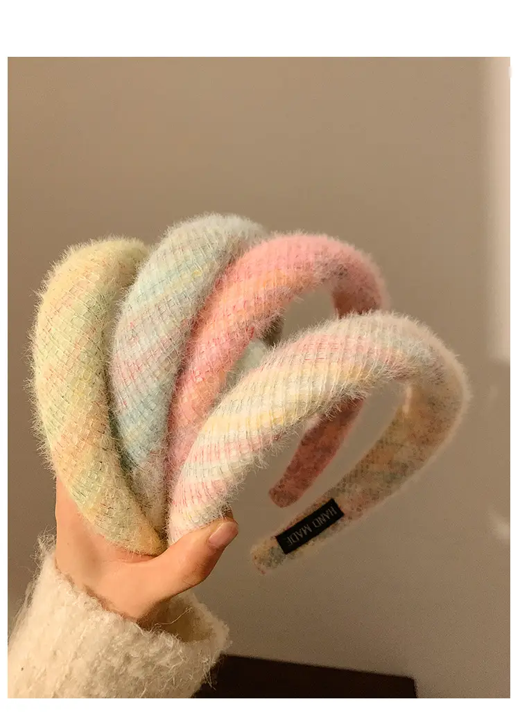 Plush Wide Brim Headband for Women 2023 — feature 3