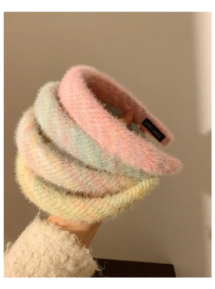 Plush Wide Brim Headband for Women 2023 — feature 5