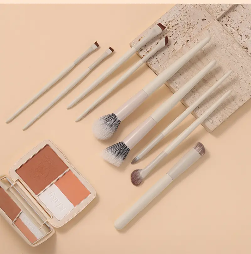 Cloud porcelain makeup brush set with half fan nose brush — feature 13