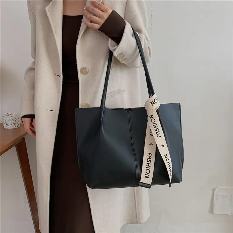 Retro Simple Large Capacity Shoulder Bag for Women - Image 5
