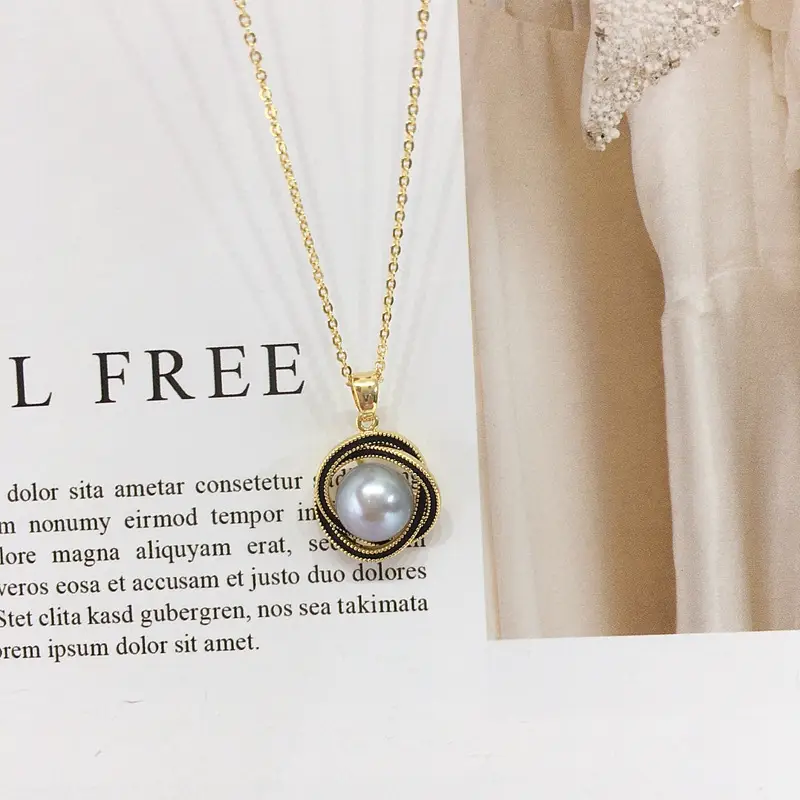 Pearl Pendant Necklace with Gold Chain for Women — feature 8