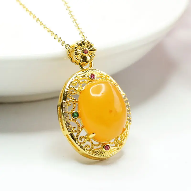 Guan Yu Amber Pendant Necklace Vintage Gold - Image 4