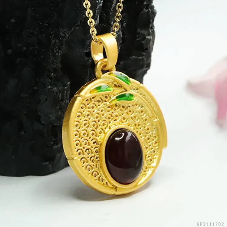 Guan Yu Natural Amber Pendant Blood Amber Bamboo Leaf Round Pendant Necklace - Image 5