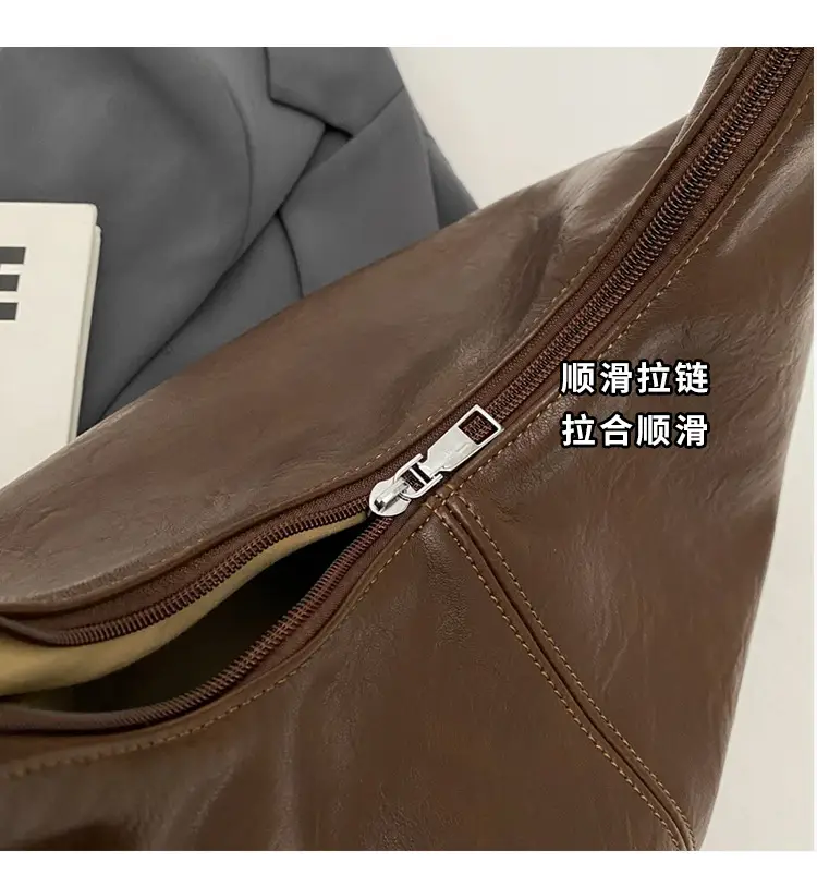 Retro Brown Leather Shoulder Tote Bag 2023 — feature 5