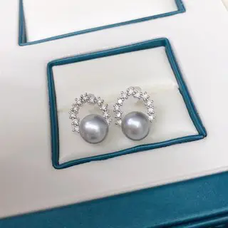 Pearl Earrings with Niche Design 8-9mm Gold Plated - Image 4