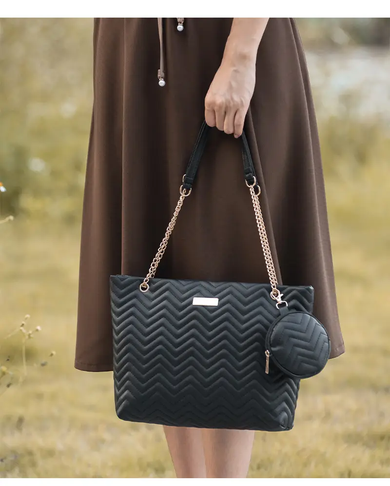 2-piece Wave Embossed Tote Bag Black 2023 — feature 14
