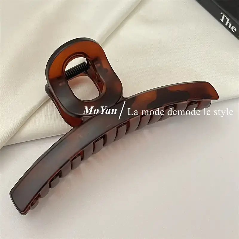 Black Claw Clip for Women's Hair Updo & Headwear 2023 — feature 10