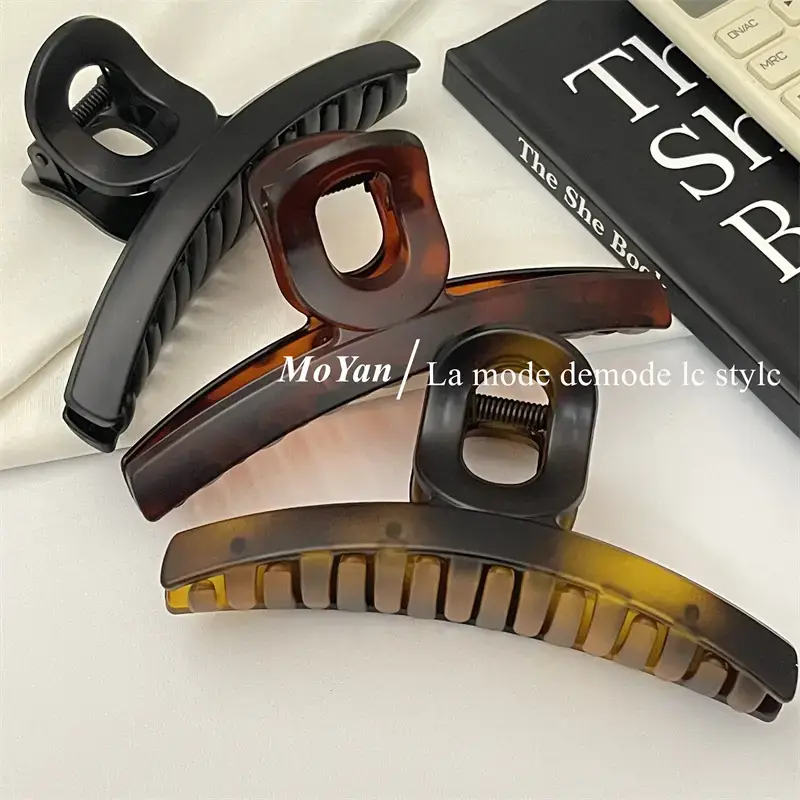 Black Claw Clip for Women's Hair Updo & Headwear 2023 — feature 14
