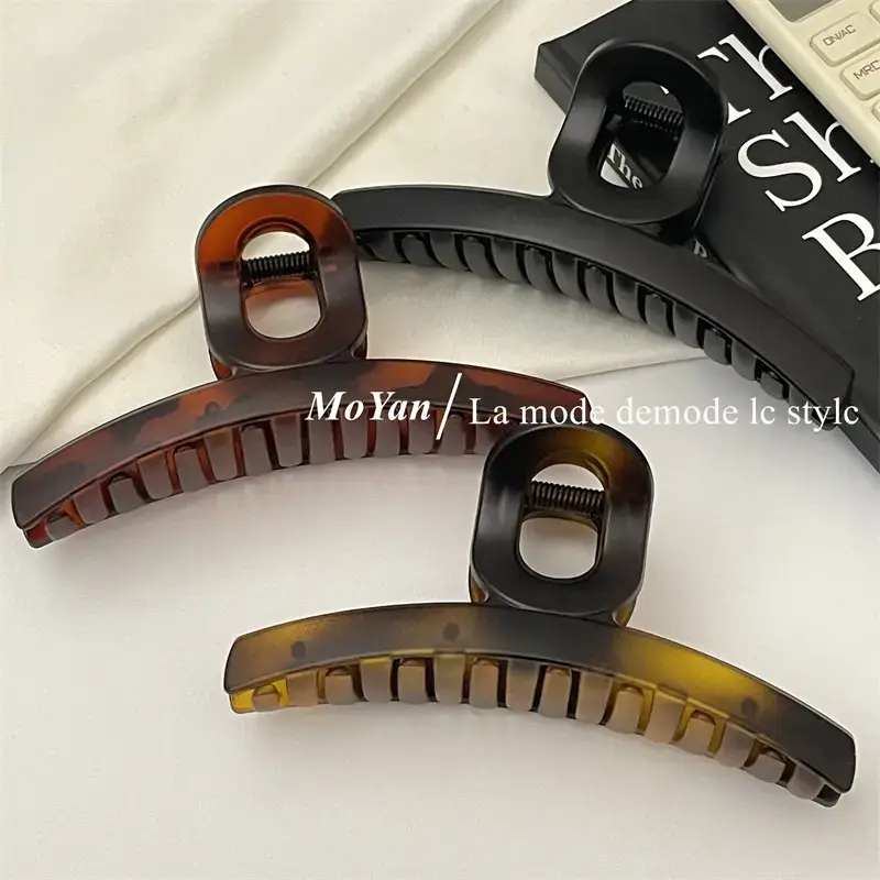 Black Claw Clip for Women's Hair Updo & Headwear 2023 — feature 15
