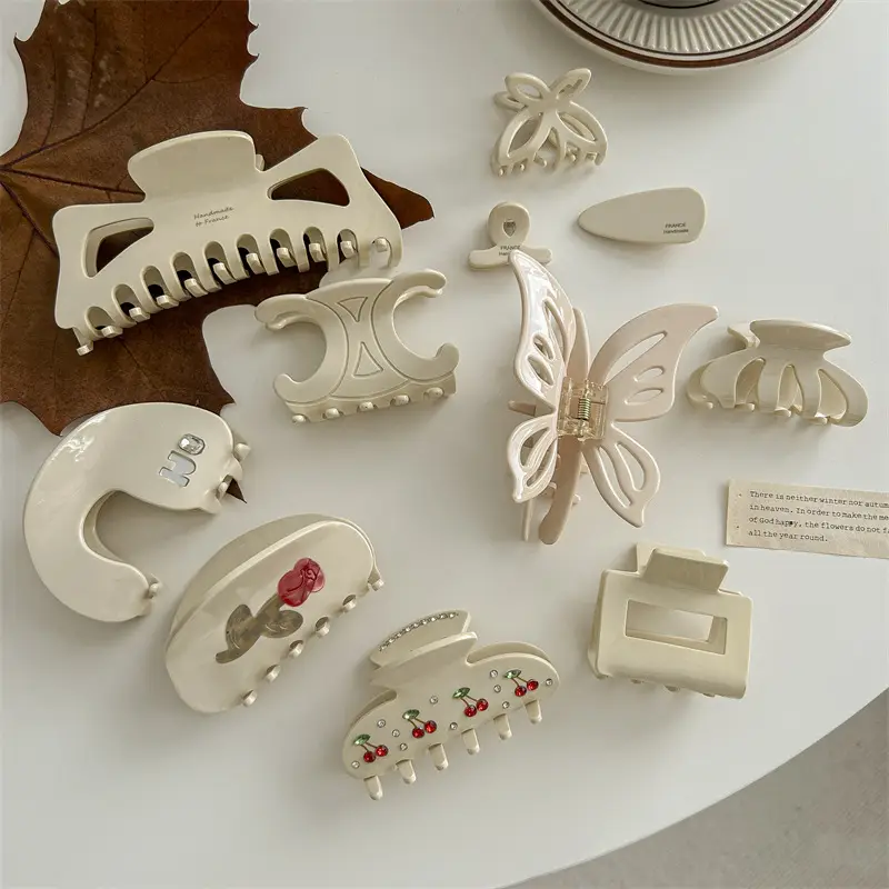 Pure White Acetate Hair Clips Set for Women - Image 7